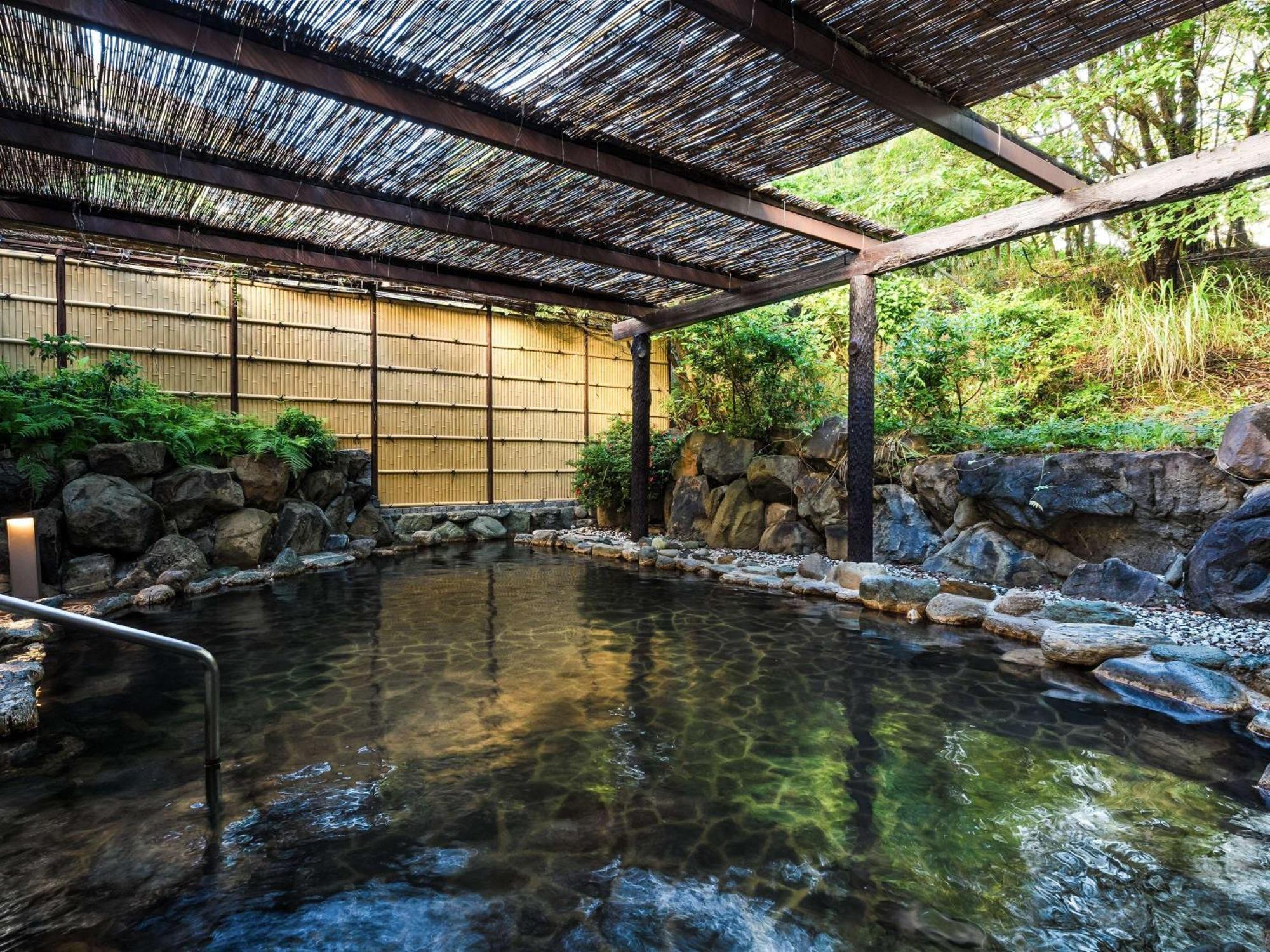 Grand Mercure Awaji Island Resort & Spa Minamiawaji Exterior photo